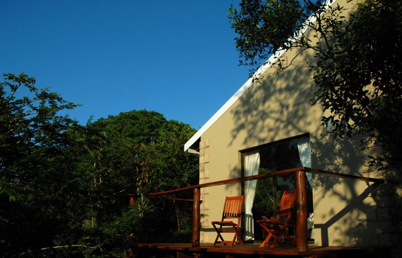 Umkhumbi Lodge Hluhluwe Exterior photo